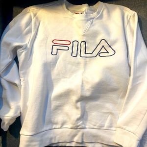 ❤️FILA SWEATSHIRT🤍